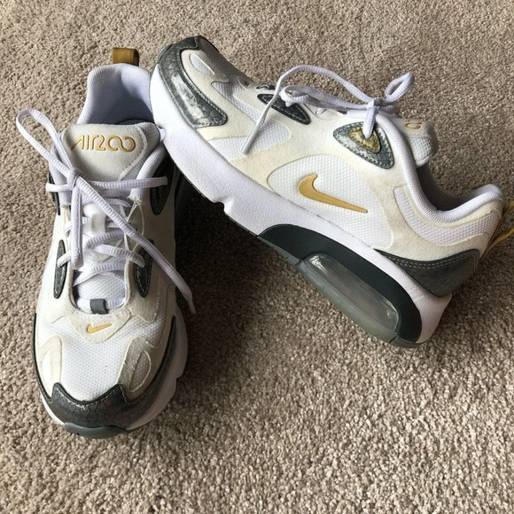 Gently used Nike air max 200 baby dragon GS marathon running shoes - Picture 4 of 8